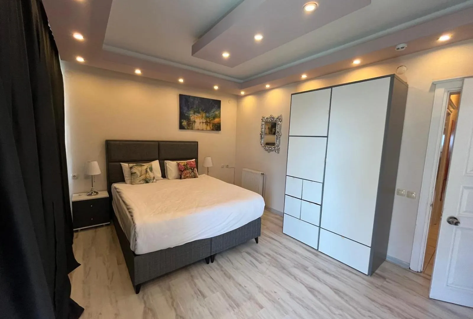 Lara Park Suits Comfort Antalya 0*,